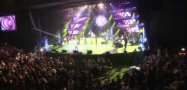 Armenchik – Yerevan (Live)
