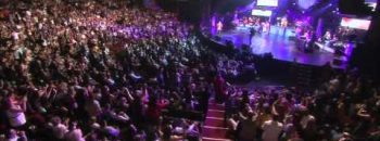 Armenchik – Tox Kez Sirem (Live)