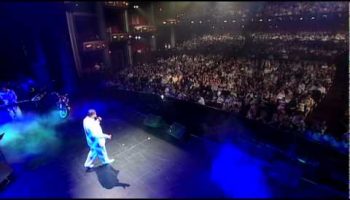 Armenchik – Mayrik (Live)