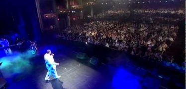 Armenchik – Mayrik (Live)