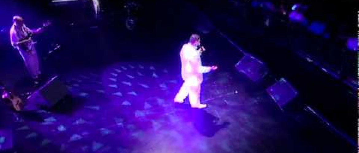 Armenchik – Kuzem Yes (Live)