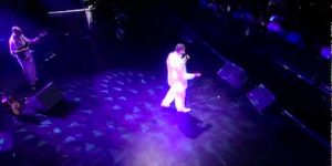 Armenchik – Kuzem Yes (Live)