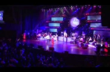 Armenchik & Christine Pepelyan – Inchu (Live)