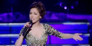 Lilit Hovhannisyan – Siraharvats Eritasardi Erg (Live)