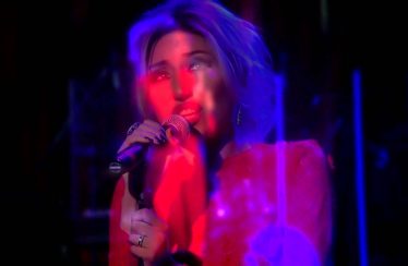 Christine Pepelyan – Shnorhakal Em (Concert Version)