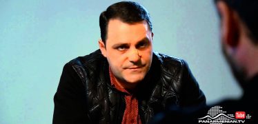 Verjin Hayrike Episode 82