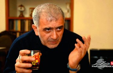 Verjin Hayrike Episode 52