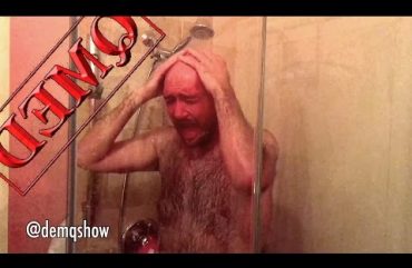 DEMQ SHOW – American Taking Shower VS Armenian Taking Shower