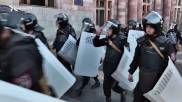 Lratvakan Kentron 04.18.18