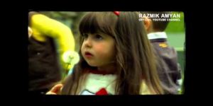 Razmik Amyan – Erkusic Mek Ser