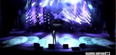 Razmik Amyan – Horovel (Live in Concert)