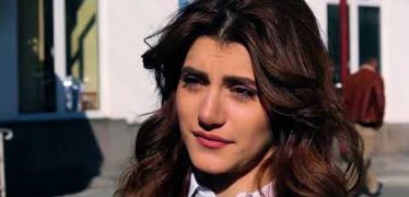 Eleni Oragir Episode 100